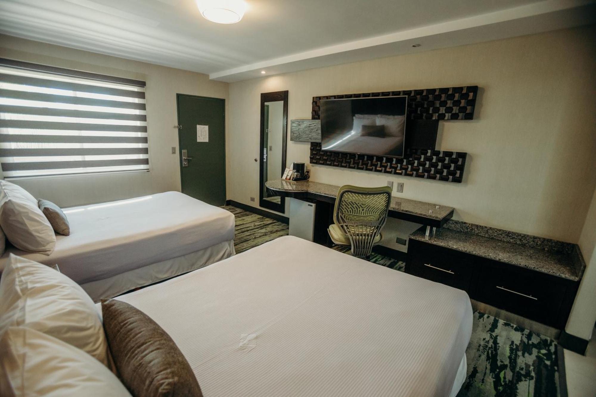 Hotel Calafia Μεξικάλι Δωμάτιο φωτογραφία